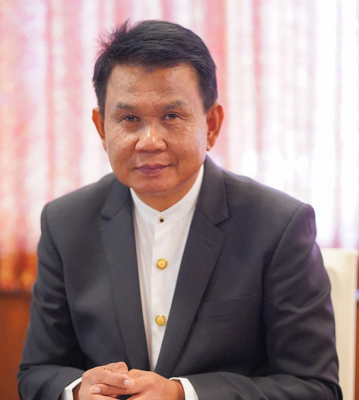 ผู้อำนวยการโรงเรียนอนุบาลอุบลราชธานี สพป.อุบลราชธานี เขต 1